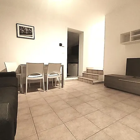 Hh Monferrato 公寓式酒店