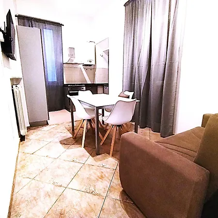 Hh Monferrato 아파트호텔